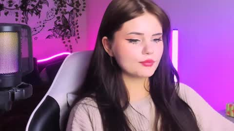 Snapshot of jenniferwandis77 chatting on 1, 12, 2024 Jenni online show from 1, 12, 2024