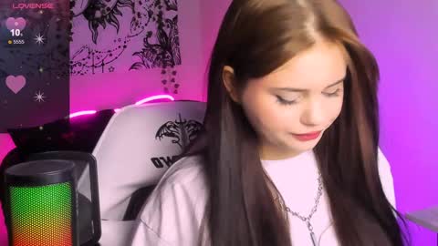 Snapshot of jenniferwandis77 chatting on 13, 12, 2024 Jenni online show from 13, 12, 2024