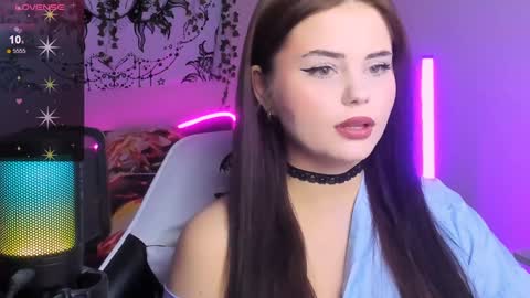 Snapshot of jenniferwandis77 chatting on 20, 12, 2024 Jenni online show from 20, 12, 2024