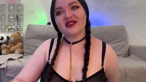 Mila online show from 8, 12, 2024