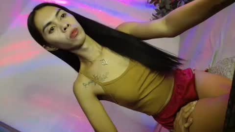 PRETTY JENNY online show from 17, 12, 2025