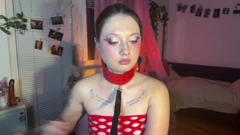 Snapshot of jenny_cox_love chatting on 6, 5, 2026 Jennifer Jenny Darling online show from 6, 5, 2026