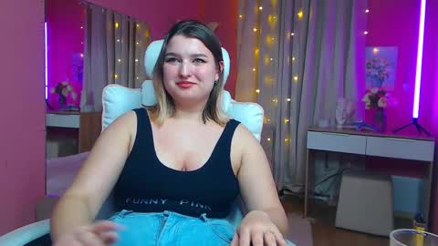 Snapshot of jenny_smitx chatting on 19, 2, 2025 jenny_smitx online show from 19, 2, 2025