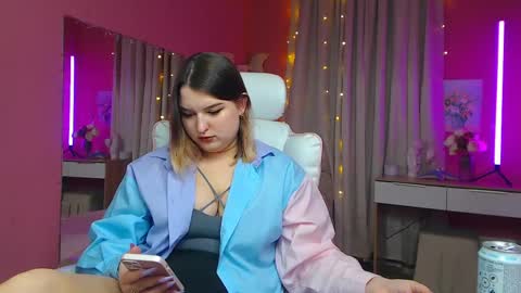 Snapshot of jenny_smitx chatting on 1, 3, 2025 jenny_smitx online show from 1, 3, 2025