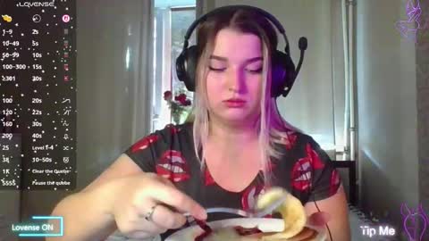 Snapshot of jenny_smitx chatting on 27, 10, 2025 jenny_smitx online show from 27, 10, 2025