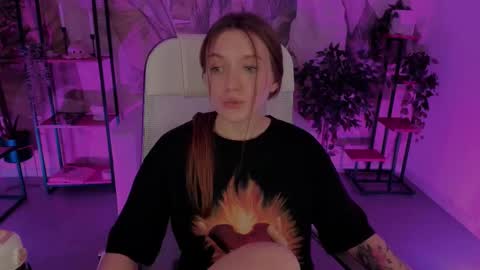 Snapshot of jennydens chatting on 10, 3, 2025 Jenny NO Nude online show from 10, 3, 2025