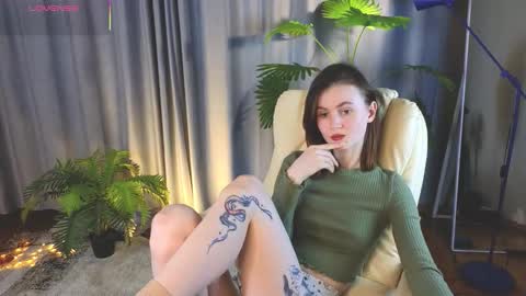 Snapshot of jennyfer_me chatting on 27, 2, 2026 jennyfer_me online show from 27, 2, 2026