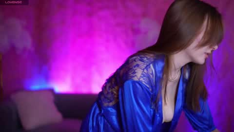 JENNY online show from 22, 2, 2025