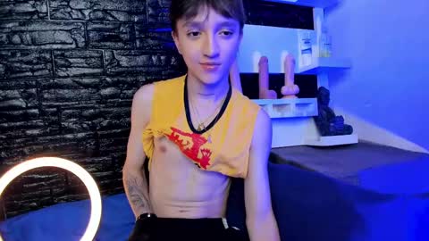 jero independent model online show from 21, 2, 2025