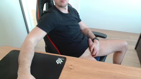 Boy likes daddies online show from 14, 3, 2026