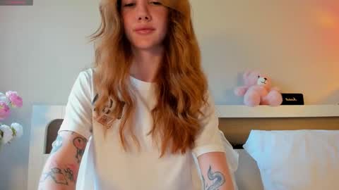 AriIm not broadcasting at the moment but if you miss me and want to be private with me herewrite to me on Insta-xmysooul online show from 19, 12, 2025