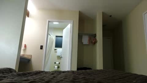 SkynStarlight online show from 20, 2, 2026