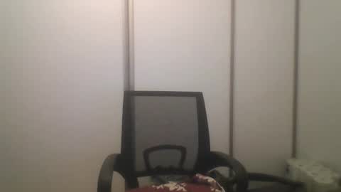 Snapshot of jerryalise chatting on 5, 1, 2025 jerryalise online show from 5, 1, 2025