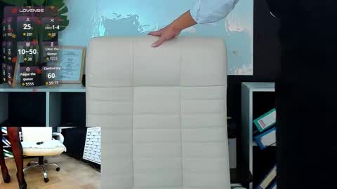 jesica_moon_peachy online show from 28, 9, 2025