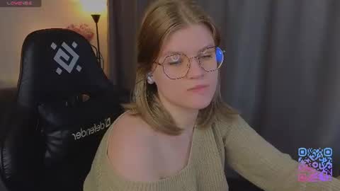 Snapshot of jess0e9 chatting on 13, 6, 2026 JessieVibes online show from 13, 6, 2026