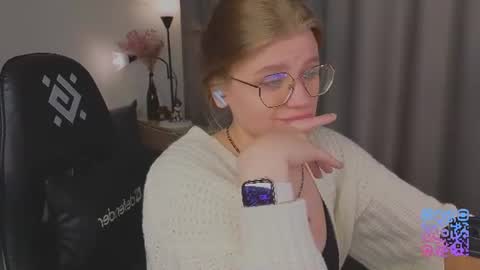 Snapshot of jess0e9 chatting on 23, 6, 2026 JessieVibes online show from 23, 6, 2026