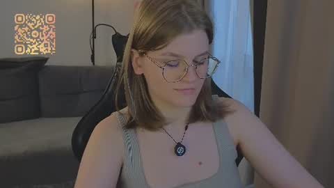 Snapshot of jess0e9 chatting on 21, 7, 2026 JessieVibes online show from 21, 7, 2026