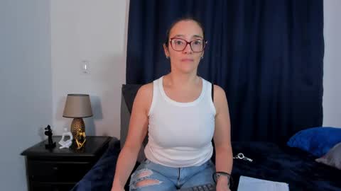 jessica herreraToday I will be your devil and you my victim online show from 26, 2, 2025