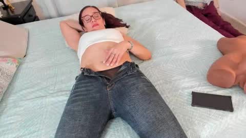 jessica herreraToday I will be your devil and you my victim online show from 12, 9, 2025