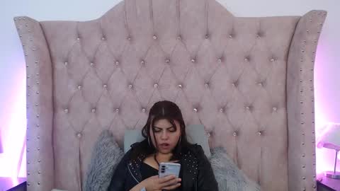 Jessica  online show from 3, 1, 2025