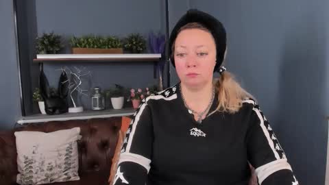 Jessica online show from 4, 10, 2025