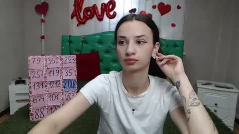 Snapshot of jessicabreez chatting on 7, 7, 2026 JessicaBreez online show from 7, 7, 2026