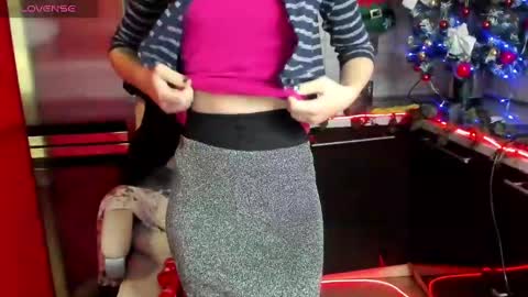 jessicaforris online show from 2, 1, 2025