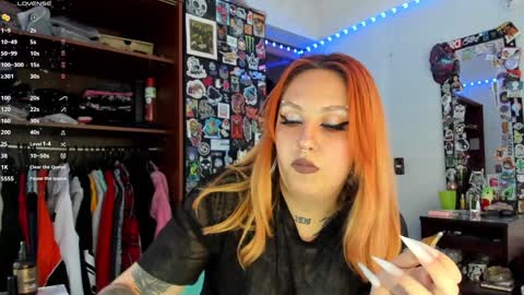 Snapshot of jessie_williams_01 chatting on 6, 12, 2024 Your Sweet Angel online show from 6, 12, 2024
