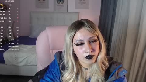 Snapshot of jessie_williams_01 chatting on 31, 12, 2024 Your Sweet Angel online show from 31, 12, 2024