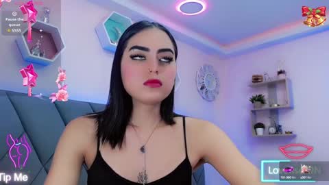 Jessieafroditas room online show from 23, 12, 2024