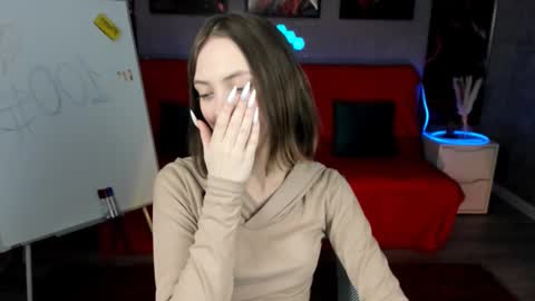 JesssWalker online show from 4, 2, 2025