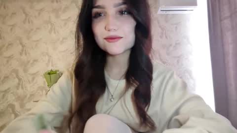 I am Gina ntmu Lets hit 10 Thumbs Up together online show from 5, 3, 2026