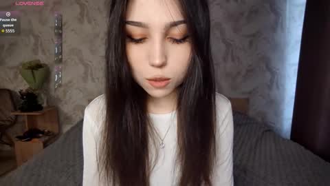 I am Gina ntmu Lets hit 10 Thumbs Up together online show from 31, 3, 2026