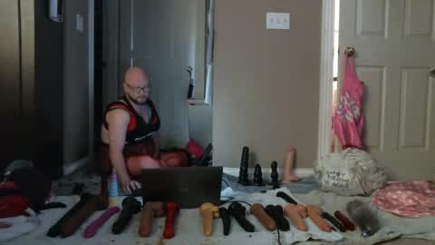 Snapshot of jghosty69 chatting on 2, 12, 2024 Nasty Cumslut online show from 2, 12, 2024