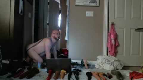 Snapshot of jghosty69 chatting on 10, 12, 2024 Nasty Cumslut online show from 10, 12, 2024