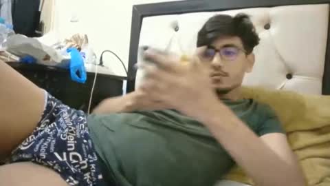 Snapshot of jgjk720771 chatting on 13, 12, 2025 HotArabGuy24 online show from 13, 12, 2025