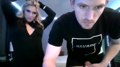 jhall2889953119 online show from 12, 1, 2025