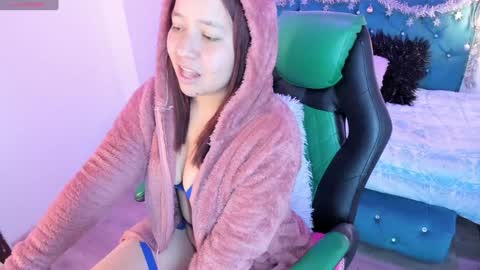Snapshot of jhiinny_brownn chatting on 19, 12, 2024 Jhiinny online show from 19, 12, 2024
