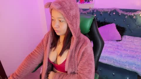 Snapshot of jhiinny_brownn chatting on 23, 12, 2024 Jhiinny online show from 23, 12, 2024