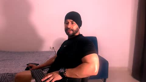 En moreno online show from 19, 11, 2025