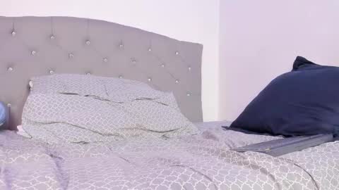 jhoanatrans22 online show from 24, 1, 2025