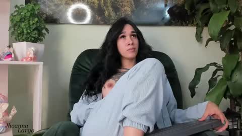  Jhoanna Largo  online show from 18, 2, 2025