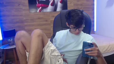 Snapshot of jhoellx chatting on 7, 2, 2025 Jhoel online show from 7, 2, 2025