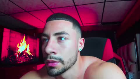 Jhojan Strong  online show from 20, 2, 2025