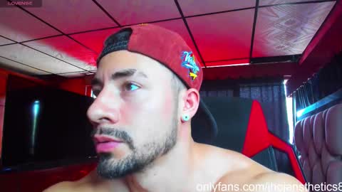 Jhojan Strong  online show from 10, 9, 2025