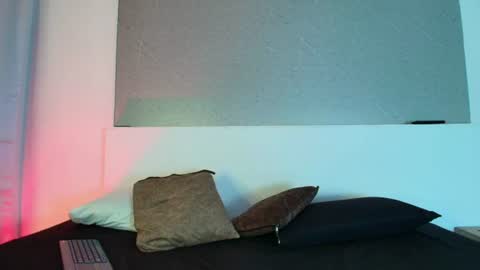 Jhon and Karol online show from 11, 7, 2026