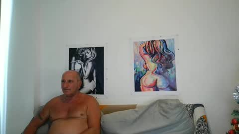 Snapshot of jhon_gade chatting on 20, 12, 2024 jhon_gade online show from 20, 12, 2024