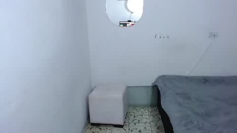 jhonay__cute online show from 22, 7, 2026