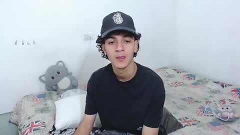 jhonay__cute online show from 3, 8, 2026