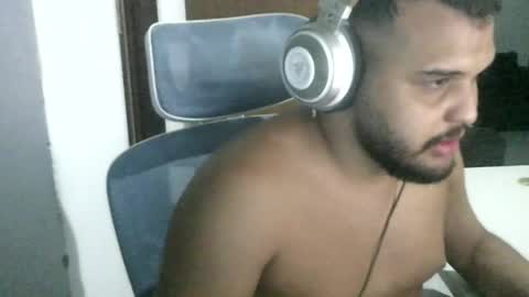 JhoniZi online show from 12, 5, 2026